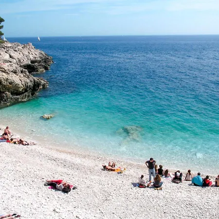 La By Interhome Вілла *