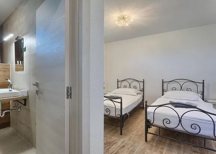 La By Interhome Villa *