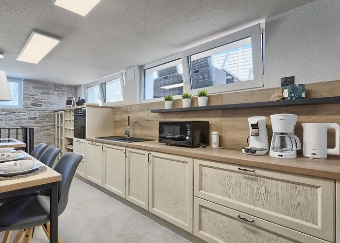 La By Interhome 别墅 普拉