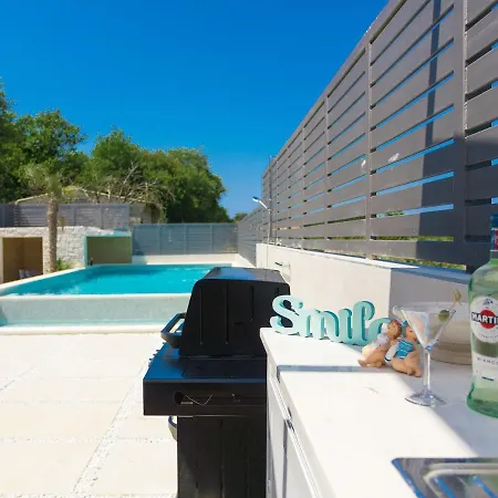 La By Interhome Willa